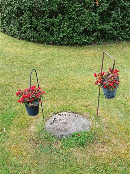 Grave number: OS ÖK U 5