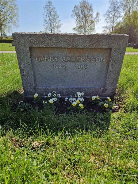 Grave number: 501 15 2913