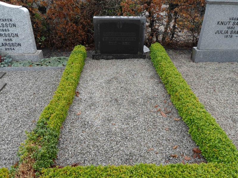 Grave number: ÖTN NVK2    16