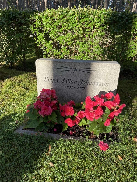 Grave number: 1 KV12    98
