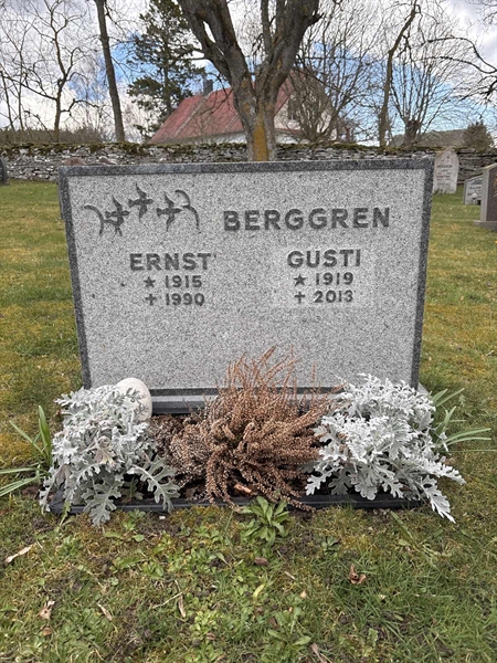Grave number: FA   165, 166