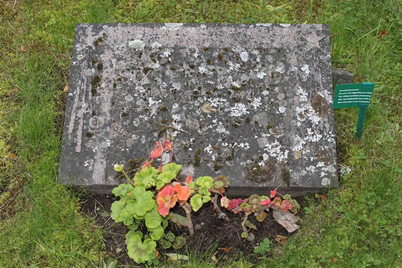 Grave number: GK MAGDA    19, 20