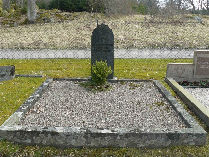 Grave number: La G C    31, 32