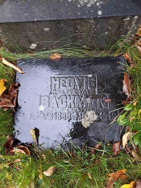 Gravnummer: GK F 1    68