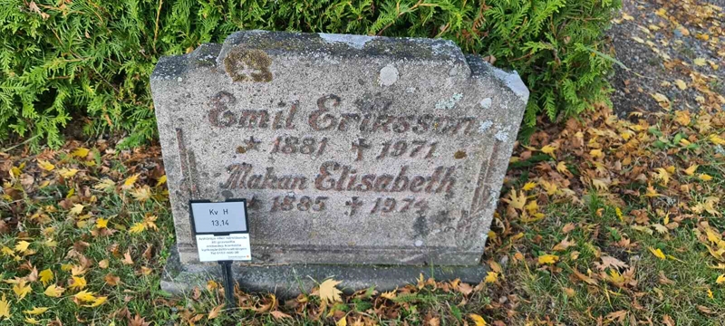 Grave number: M H   13, 14