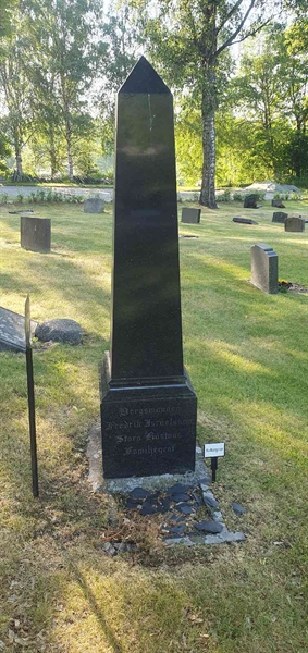 Grave number: 4 6     1