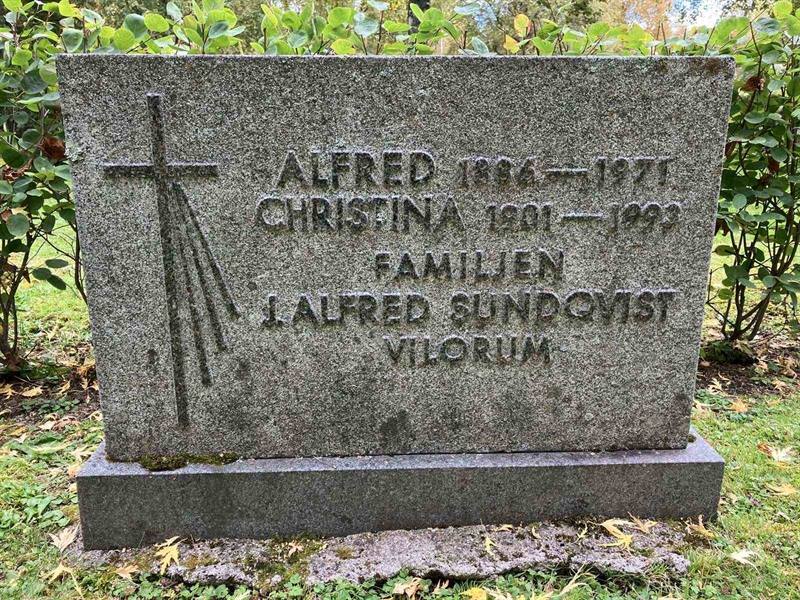 Grave number: 1 2  3430