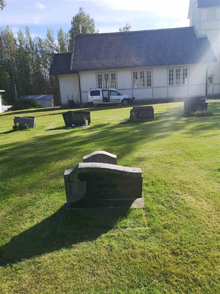 Gravnummer: POK 02     6