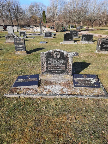 Grave number: ON D   253-254
