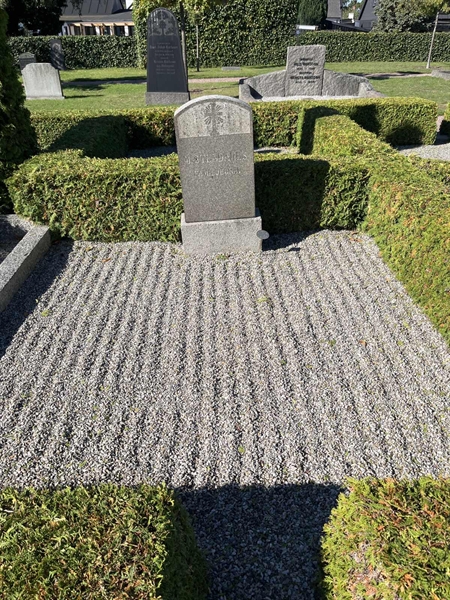 Grave number: VK III    60