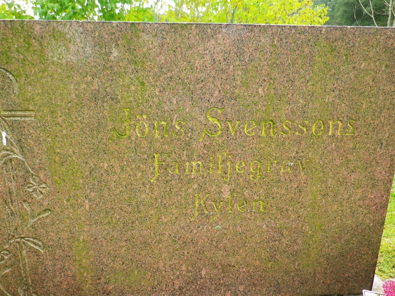 Grave number: VI K   253, 254
