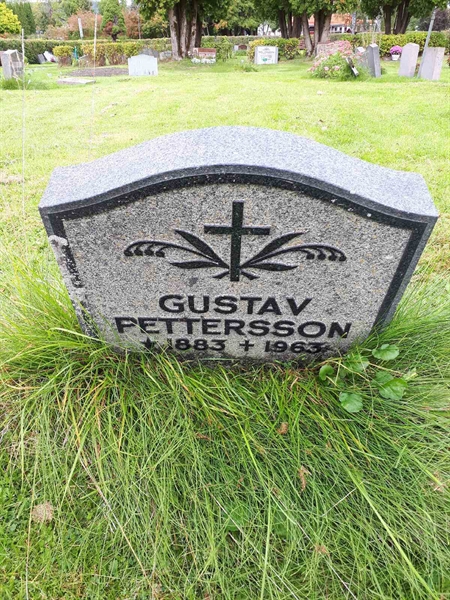 Hautatunnus: NK F B   751