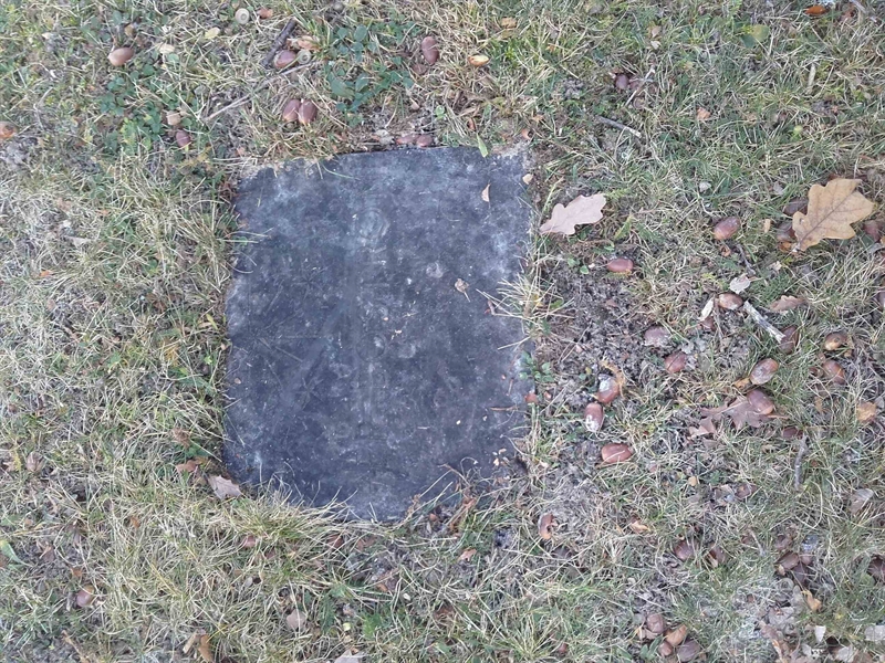 Grave number: NO 19    10