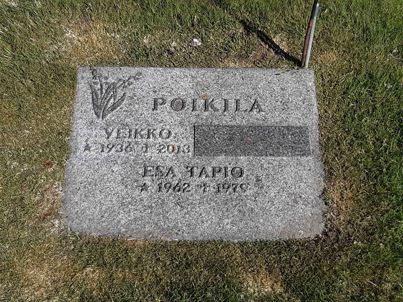 Grave number: KA 03   112-114