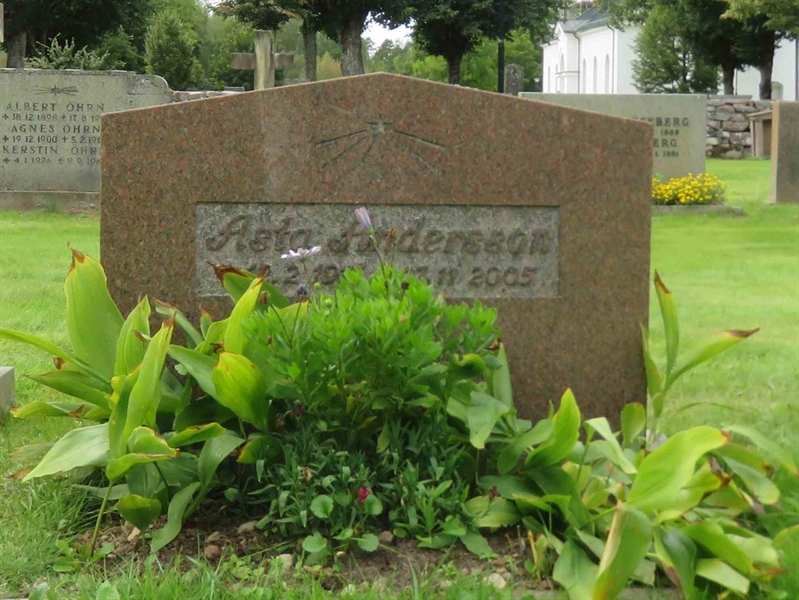Grave number: 01 U   166
