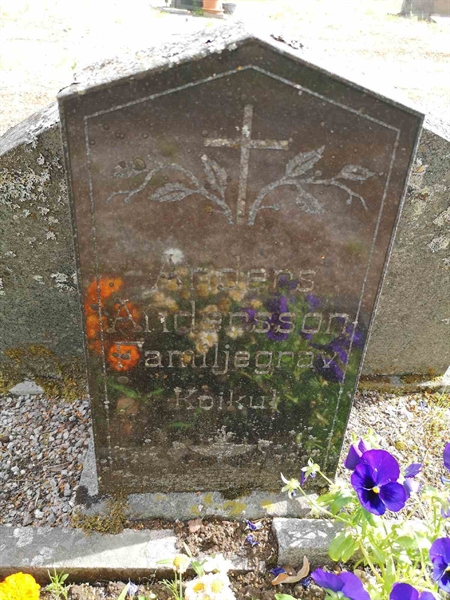 Hautatunnus: SK D    19