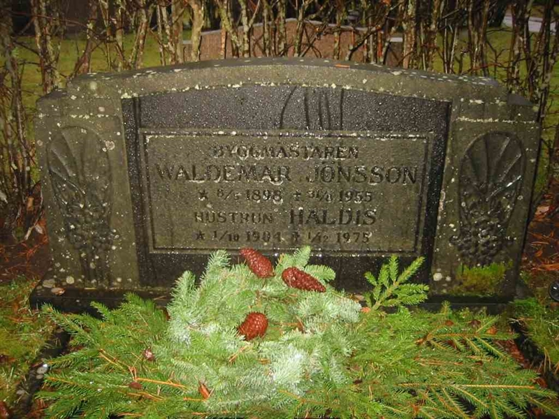 Grave number: KV 5    77-78