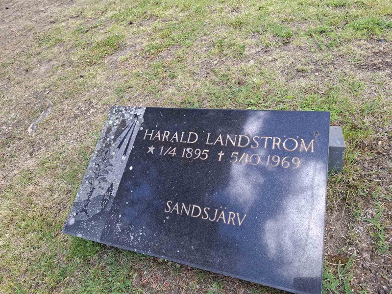 Grave number: 001 2   559