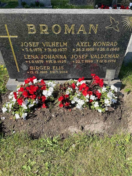 Grave number: N 5 2   211