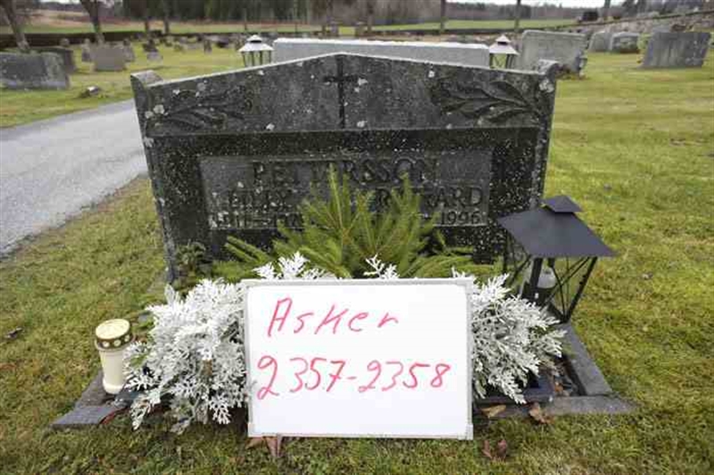 Grave number: 1 G  2357-2358