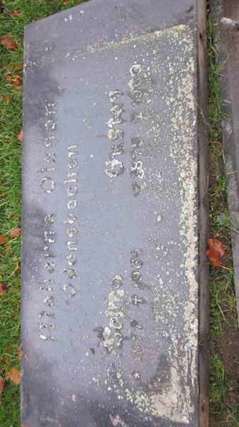 Grave number: 1 E   589-590