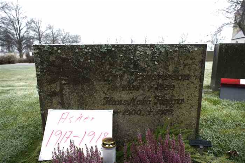 Grave number: 1 F  1917-1918