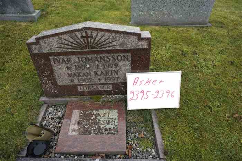 Grave number: 1 G  2395-2396