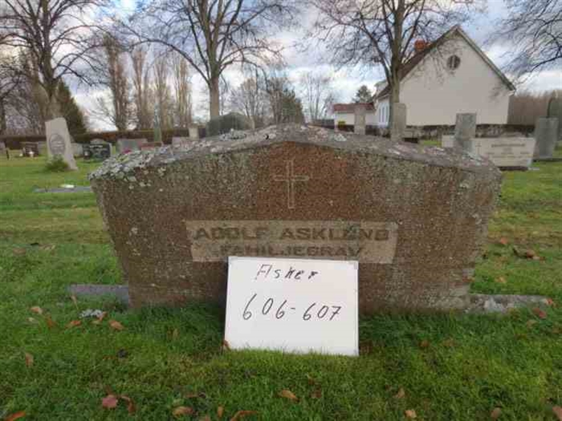 Grave number: 1 E   606-607