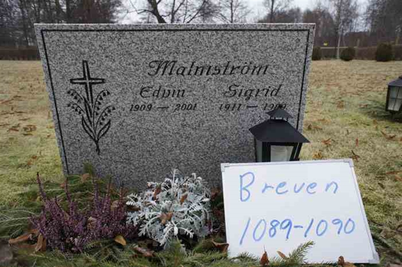 Grave number: 2 3  1089-1090