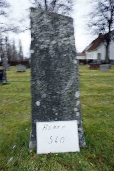 Grave number: 1 E   560