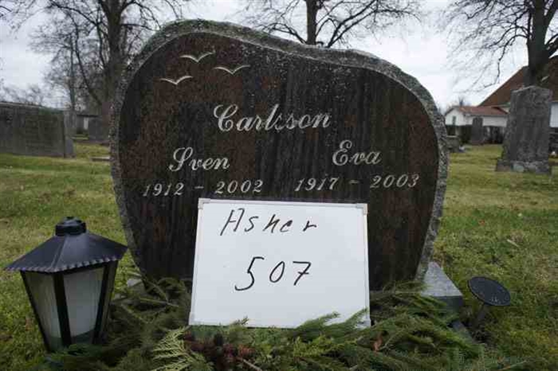 Grave number: 1 E   507