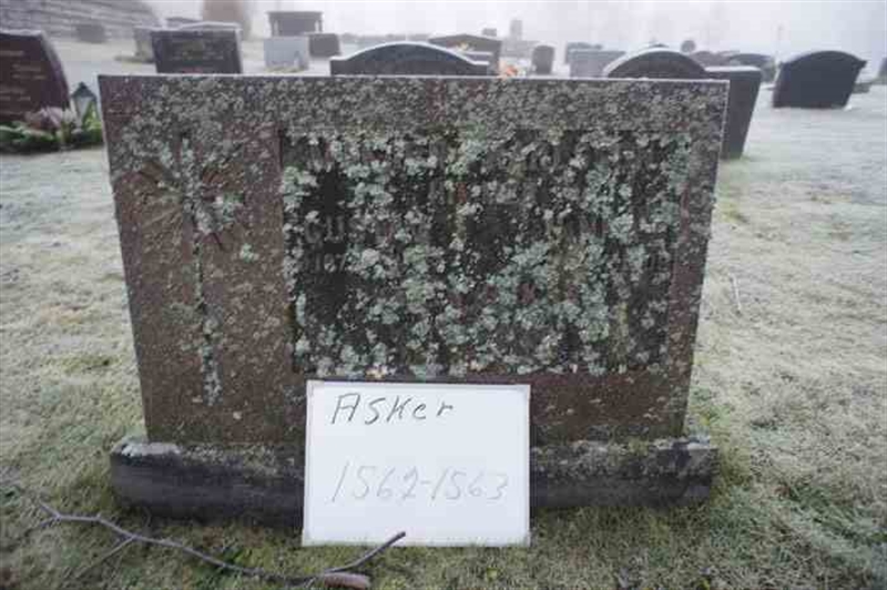 Grave number: 1 C  1562-1563