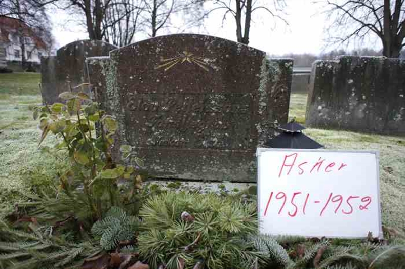 Grave number: 1 F  1951-1952