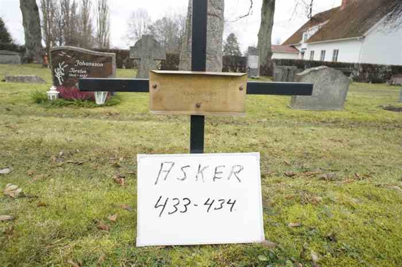 Grave number: 1 E   433-434