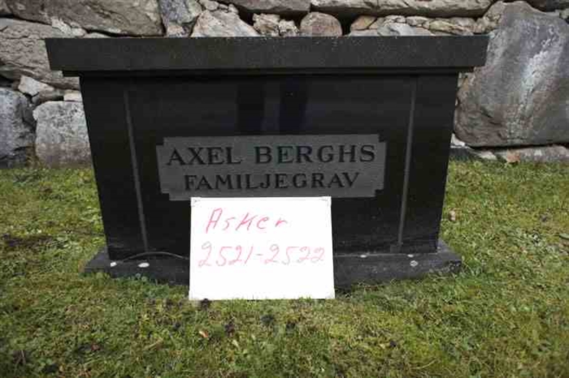 Grave number: 1 J  2521-2522