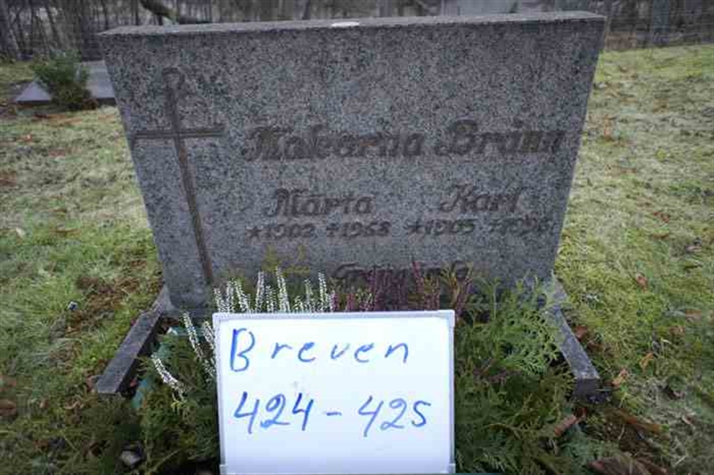 Grave number: 2 1   424-425