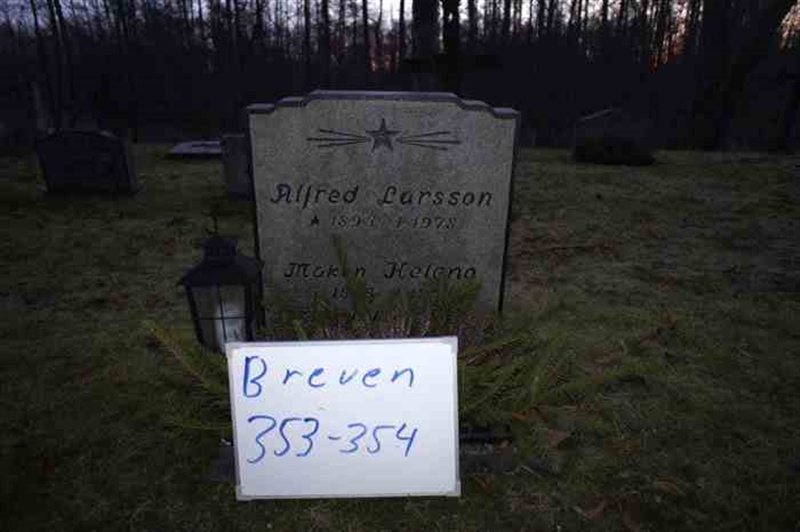 Grave number: 2 1   353-354