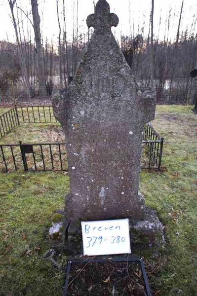 Grave number: 2 1   379-380