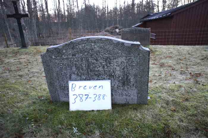 Grave number: 2 1   387-388