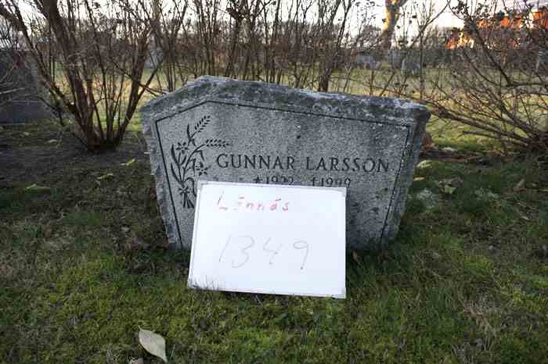 Grave number: 3 2  1349