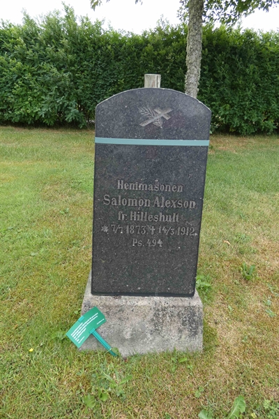 Grave number: TÖ 3     0X3