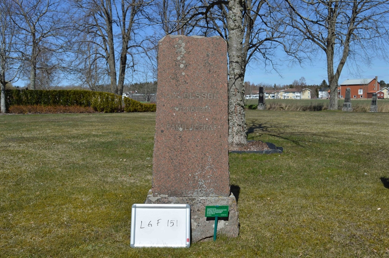 Grave number: LG F   151