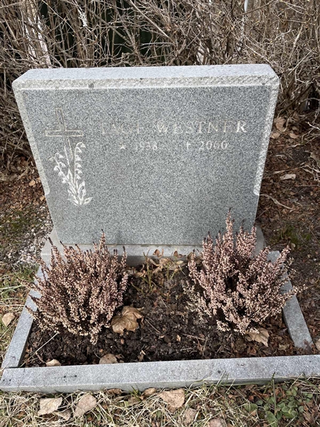 Grave number: R 4U 3