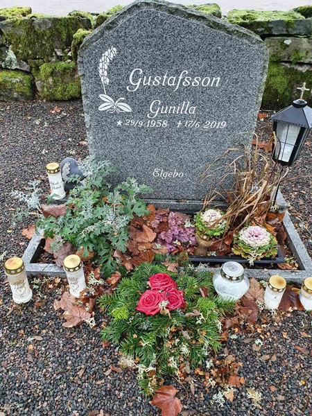 Grave number: Å G     6