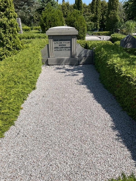 Grave number: NK VIII    45