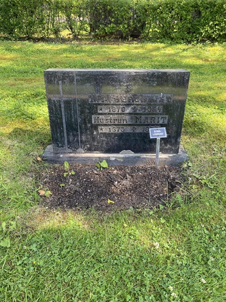 Grave number: 1 GaKy Kv07 42-44