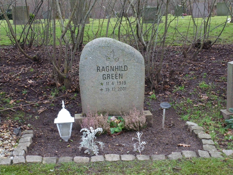 Grave number: HNB RL.I    18