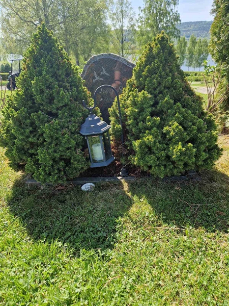 Grave number: 501 27 5415-5416