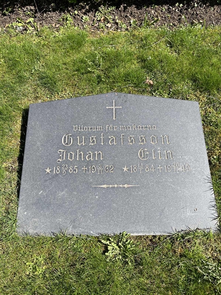 Gravnummer: 22 E     3