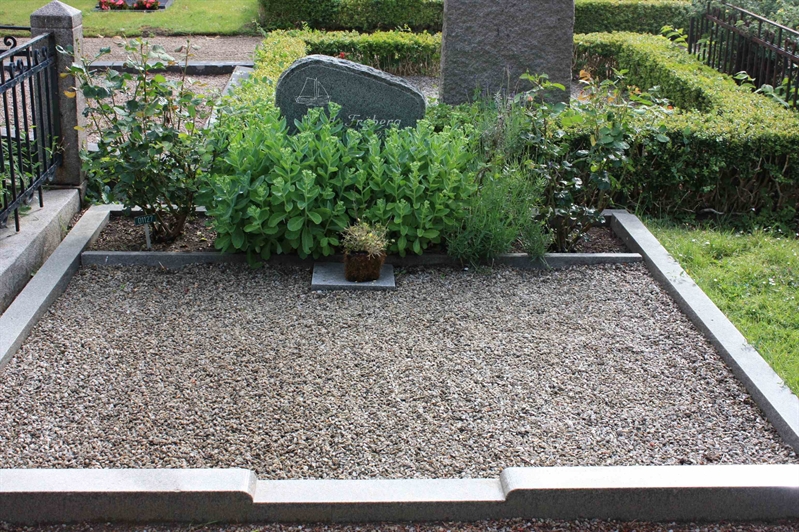 Grave number: Ö 01i   204